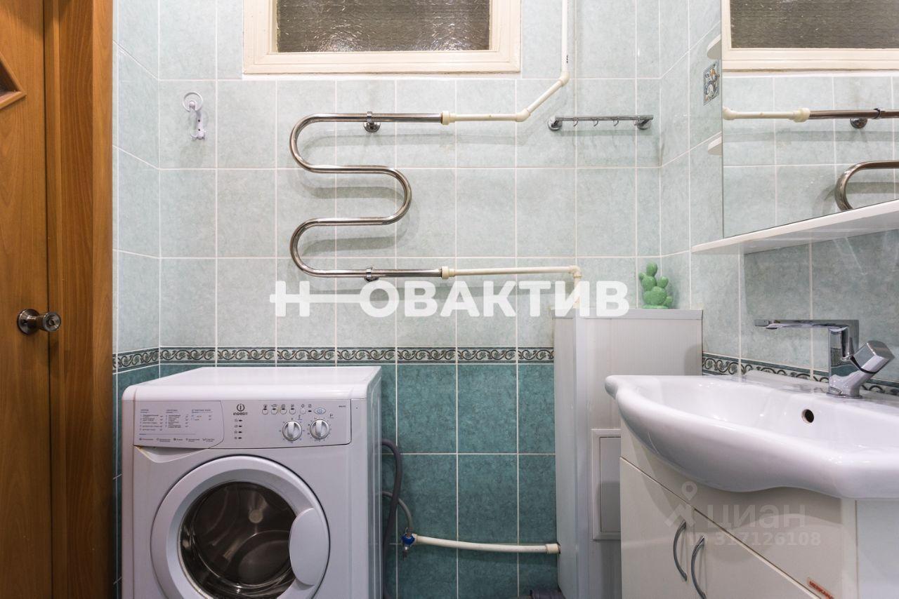 квартира г Новосибирск р-н Дзержинский ул Театральная 2а фото 25