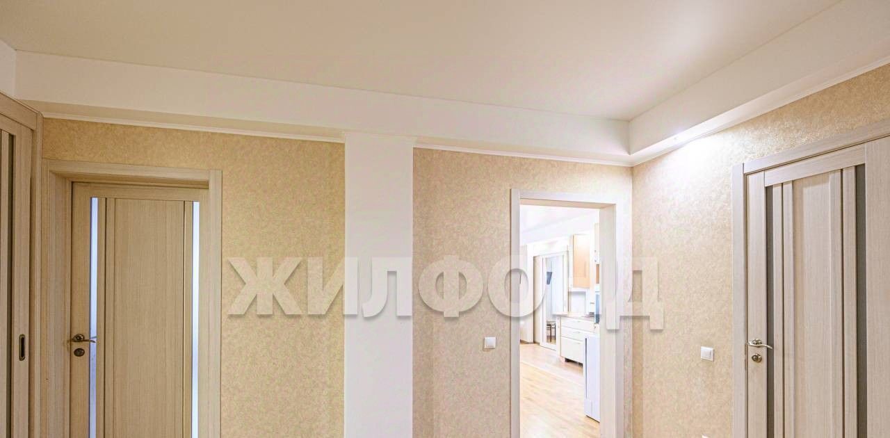 квартира г Новосибирск ул Орджоникидзе 47 Площадь Ленина фото 15