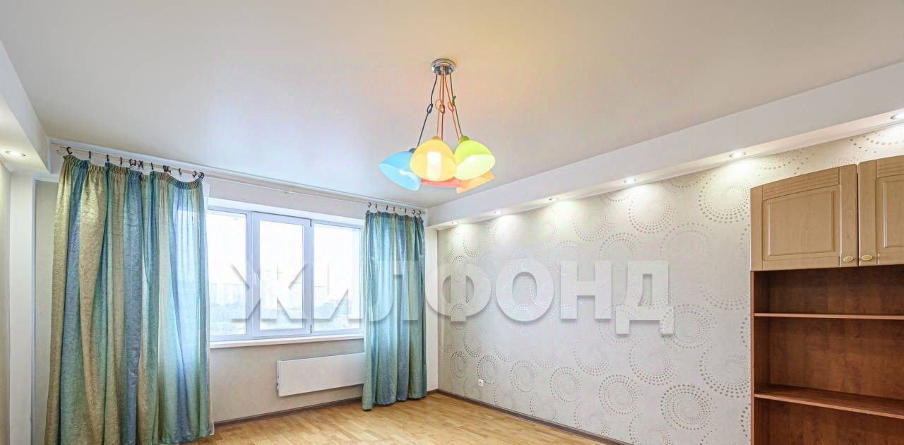 квартира г Новосибирск ул Орджоникидзе 47 Площадь Ленина фото 19