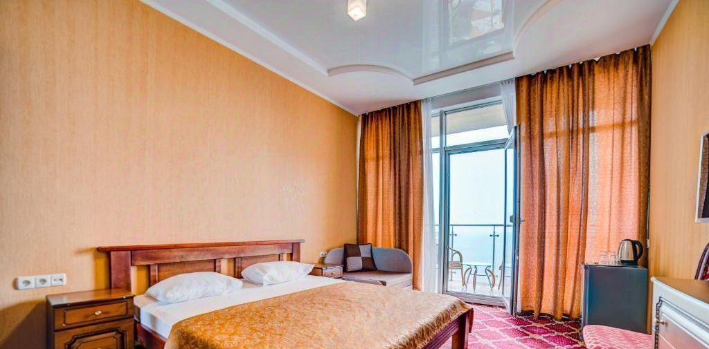 комната г Алушта ул Набережная 18е фото 1