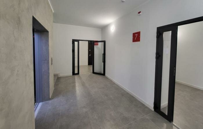 квартира г Симферополь пр-кт Александра Суворова 15к/11 фото 1
