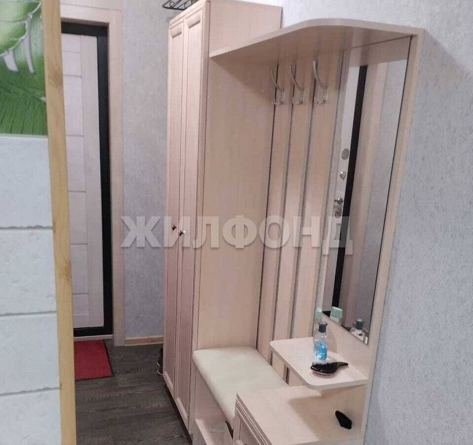 квартира г Новосибирск р-н Кировский ул Виктора Уса 15 фото 6