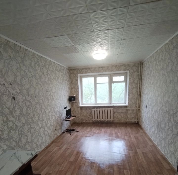 комната г Челябинск р-н Калининский ул Калинина 21а фото 1
