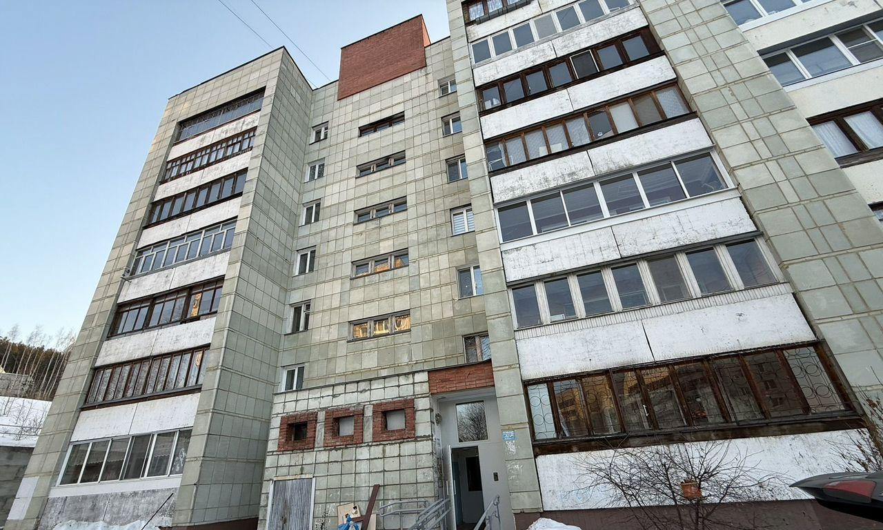 квартира г Новоуральск ул Гастелло 1 фото 1