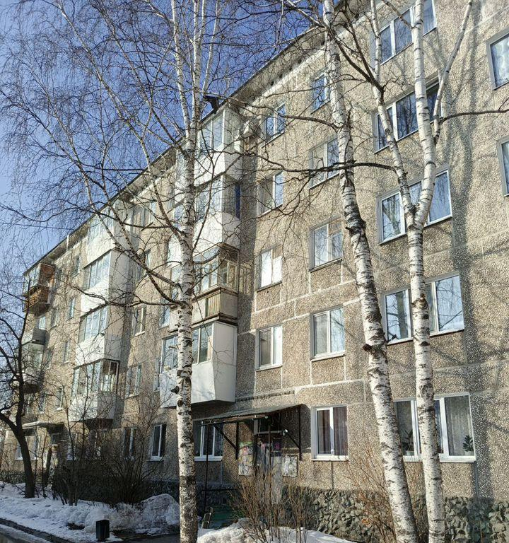 квартира г Серов ул Фуфачева 6 фото 1