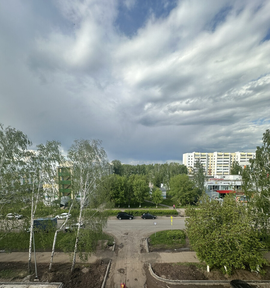 квартира г Набережные Челны 18-й комплекс ЗЯБ 4 / Комарова, 17 фото 1