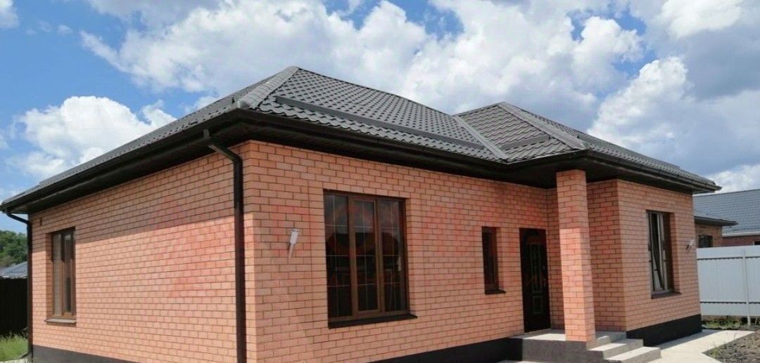 дом р-н Миллеровский г Миллерово ул 3 Интернационала фото 1