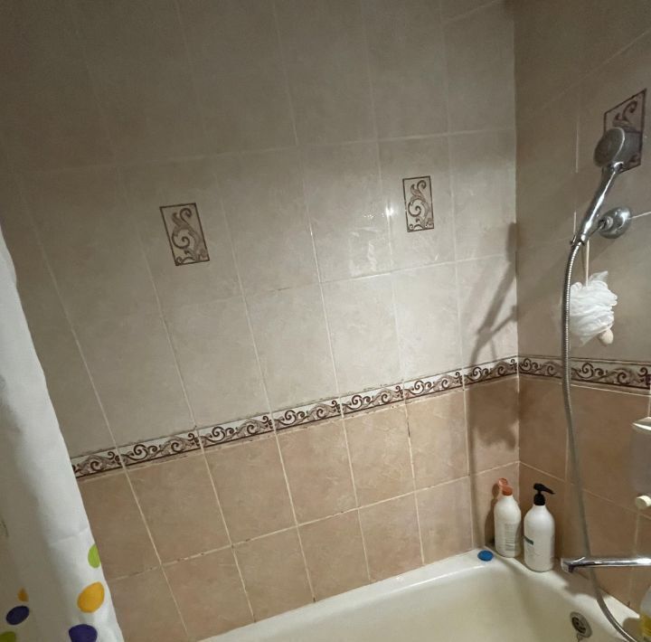 квартира г Астрахань р-н Советский ул Кубанская 19к/1 фото 3