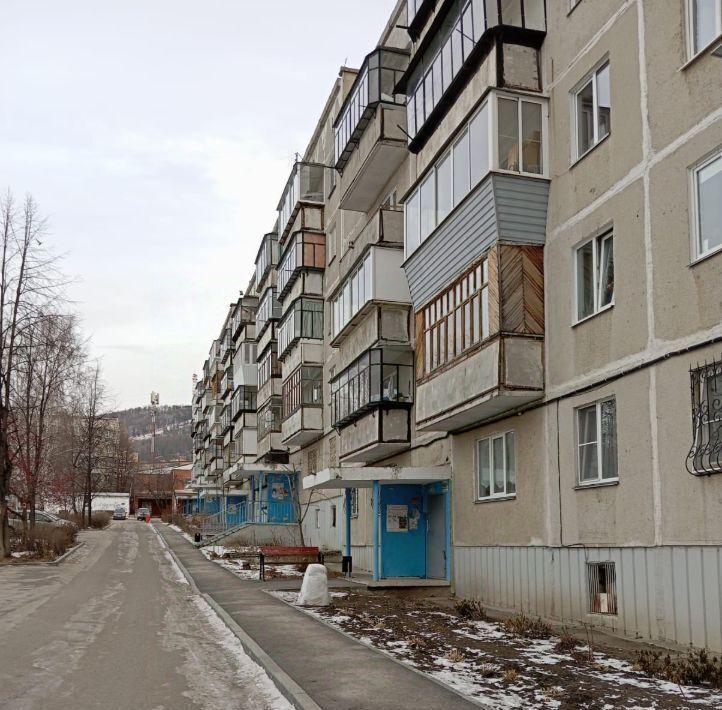квартира г Миасс ул 8 Марта 128 фото 3