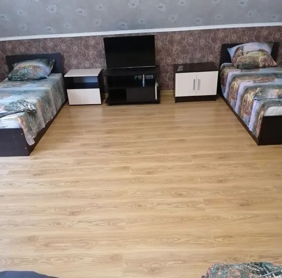 комната г Таганрог ул Ломакина 90 фото 2