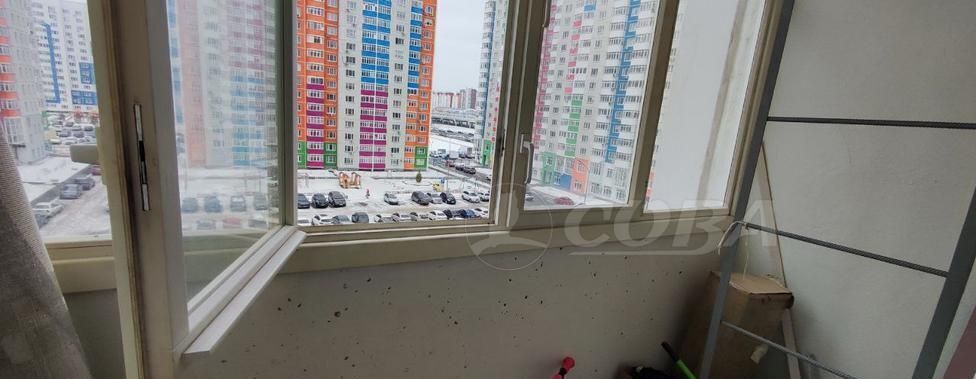 квартира г Тюмень р-н Восточный ул Федюнинского 56к/1 фото 12