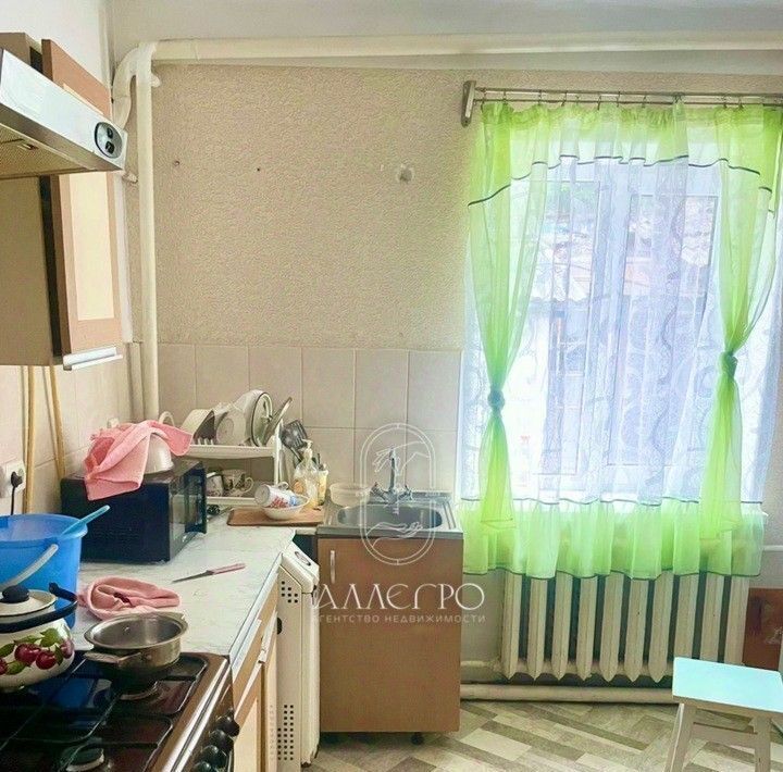 дом р-н Бахчисарайский г Бахчисарай ул Басенко 21 фото 13