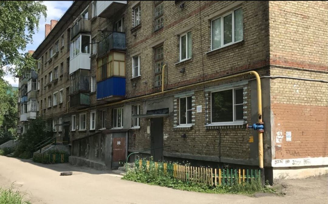 квартира г Сосногорск пгт Нижний Одес ул Комсомольская 4 муниципальный р-н Сосногорск, муниципальное образование Нижний Одес фото 1