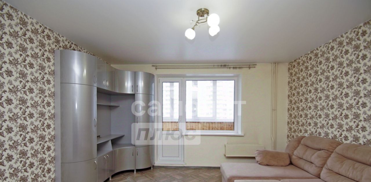 квартира г Омск р-н Кировский ул Дианова 18к/1 фото 4
