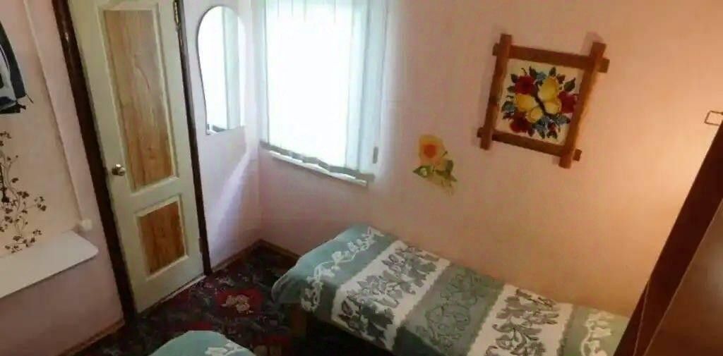 комната г Ялта пгт Кореиз ул Курортная 10 фото 1