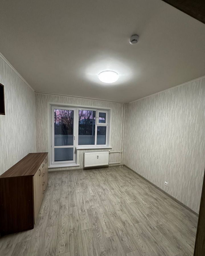 квартира г Пермь р-н Орджоникидзевский ул Косякова 15а фото 4