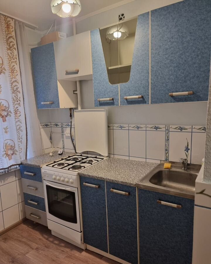 квартира г Кемерово р-н Центральный ул Васильева 11 фото 4
