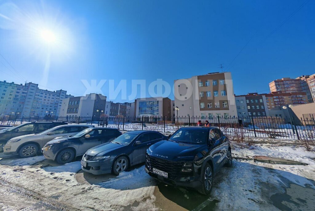 квартира г Новосибирск Заельцовская ул Тюленина 24/2 фото 15