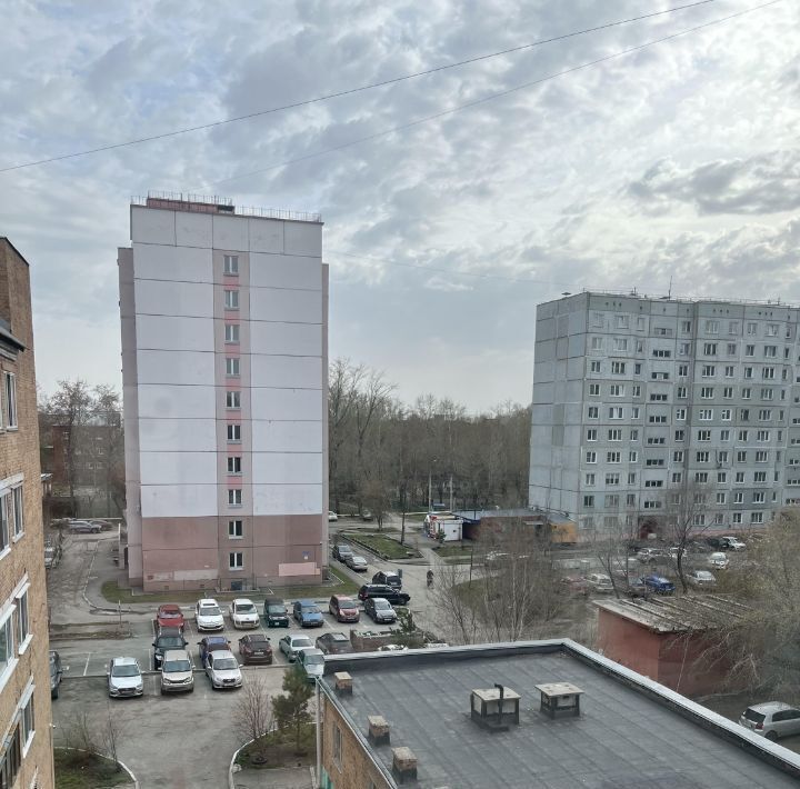 квартира г Омск пгт Кордный р-н Октябрьский ул 3-я Кордная 23а фото 14