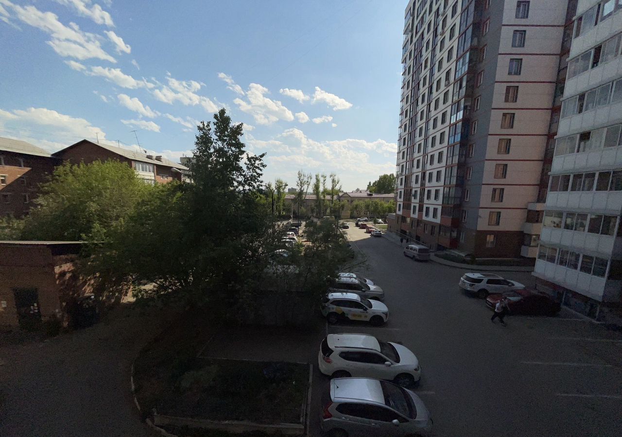 квартира г Иркутск р-н Октябрьский ул Депутатская 86 фото 4