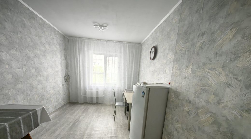 квартира г Красноярск р-н Ленинский ул Автомобилистов 70а фото 3