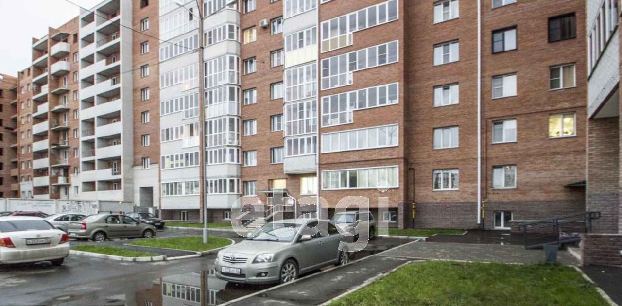 квартира г Омск р-н Ленинский ул 25 лет Октября 15 фото 21