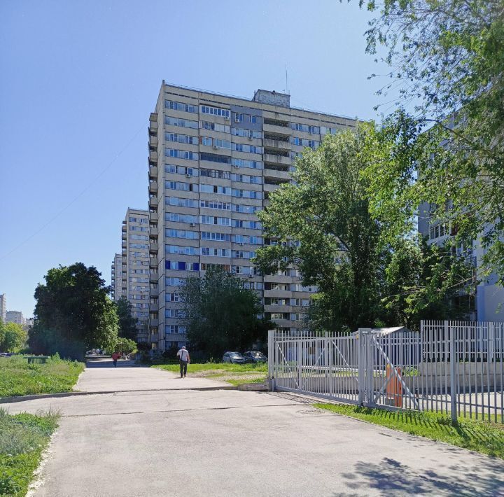 квартира г Тольятти р-н Автозаводский ул Фрунзе 31 фото 1