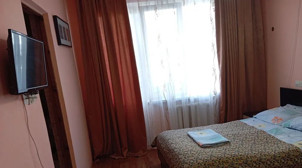 комната г Сочи р-н Адлерский Адлер ул Орбитовская 13б жилрайон фото 2