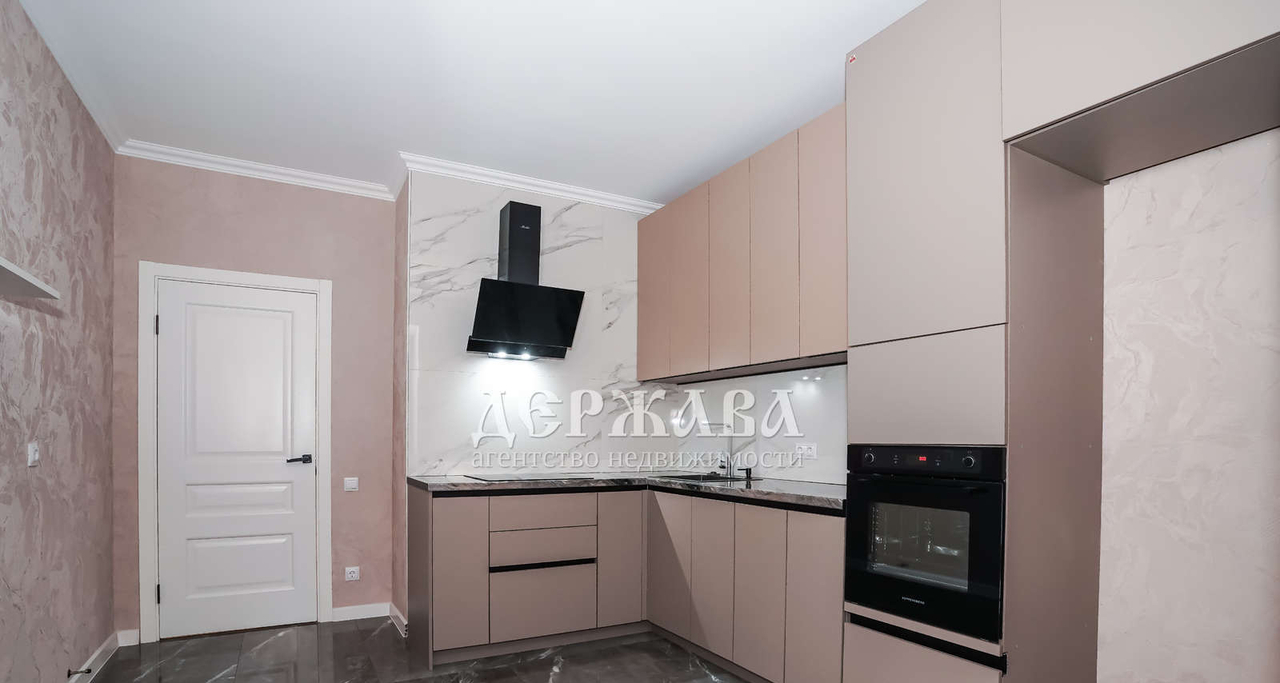 квартира г Старый Оскол м-н, Северный, 5а фото 2