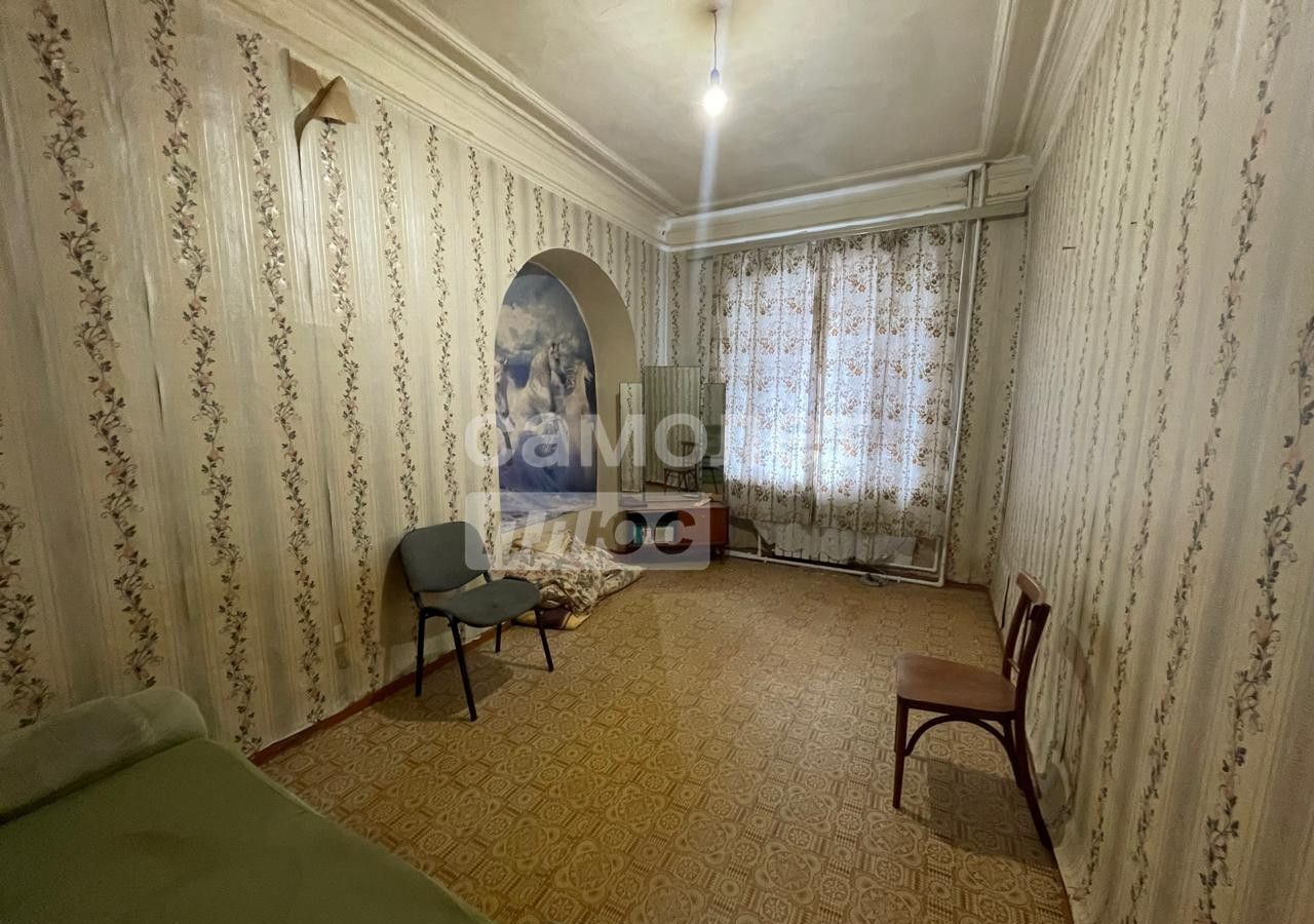 квартира г Астрахань р-н Кировский ул Красная Набережная 38 фото 2