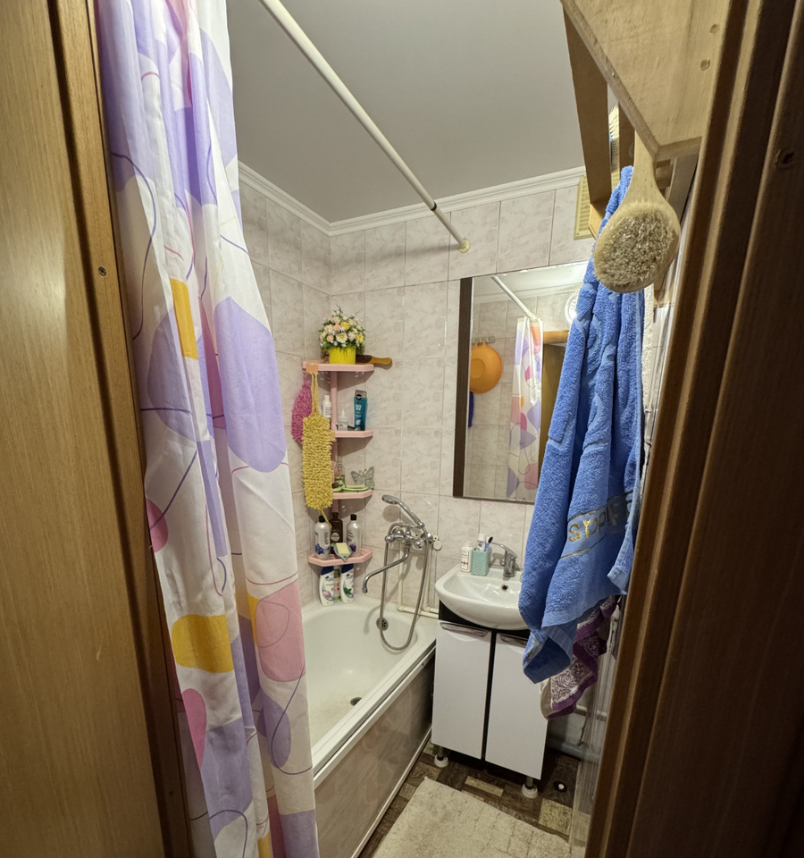 квартира г Астрахань ул Космонавтов 6 Юго-Восток-2 м-н фото 3