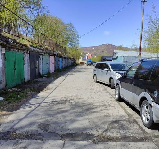 гараж жилой район Зелёная роща фото
