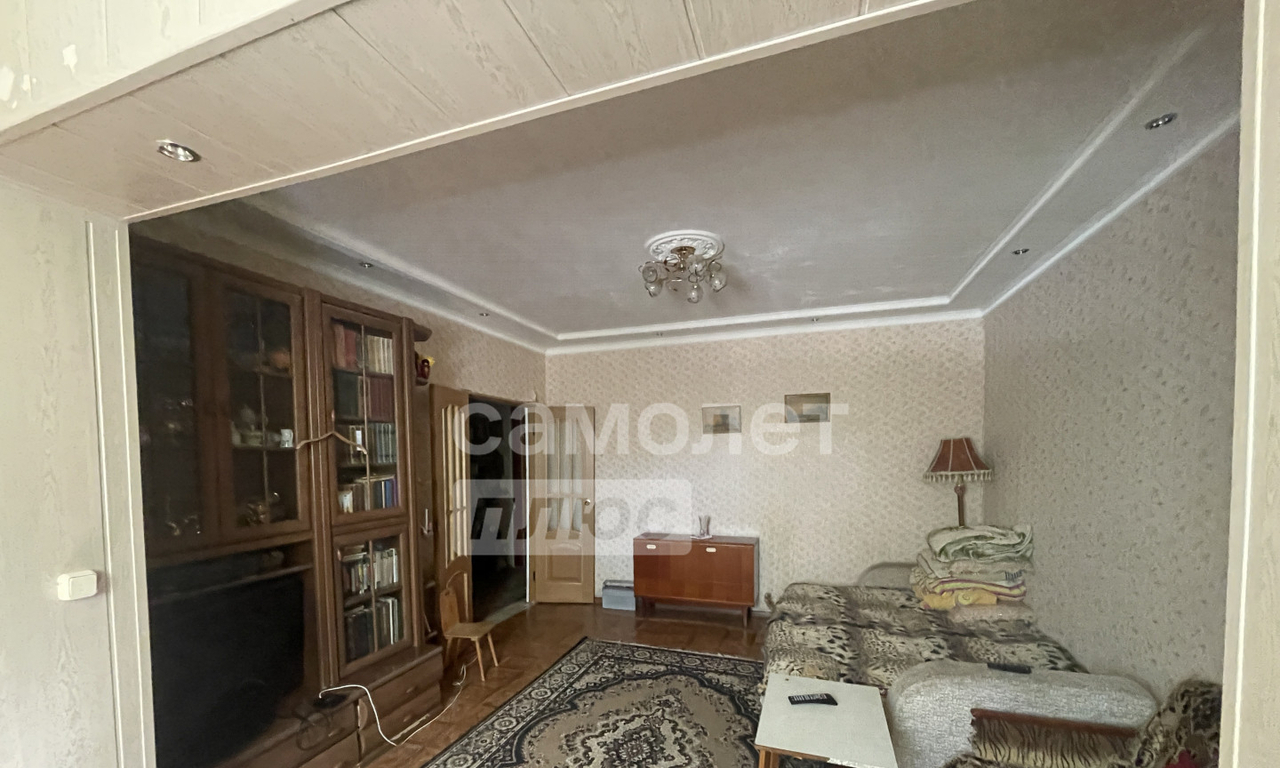 квартира г Астрахань Юго-Восток-2 м-н, Михаила Луконина, 6 фото 1