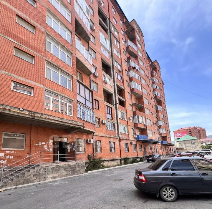 квартира г Махачкала р-н Ленинский ул Хаджи Булача 16 фото 1