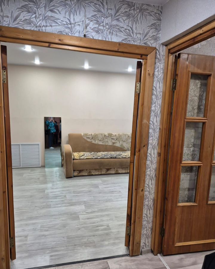 квартира г Братск р-н Центральный ул Советская 27а фото 3