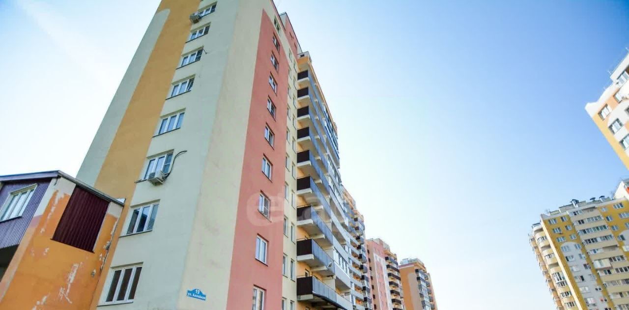 квартира г Калуга р-н Октябрьский ул Аллейная 19 фото 8