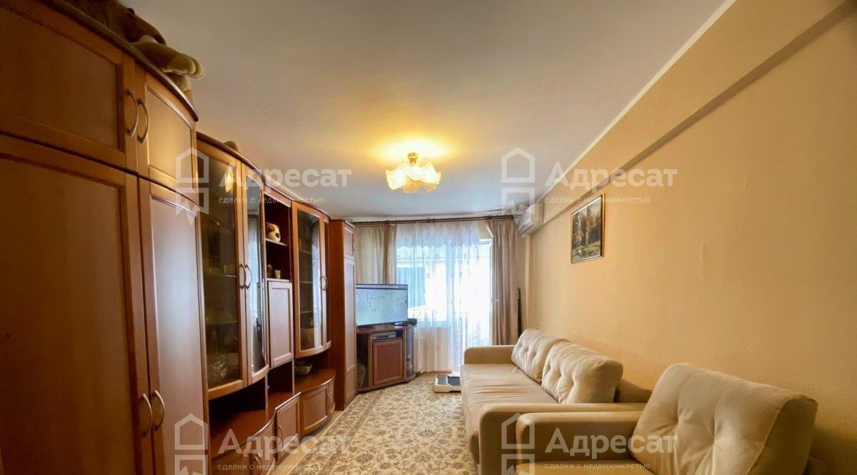 квартира г Волгоград р-н Тракторозаводский ул им. Мясникова 4 фото 1