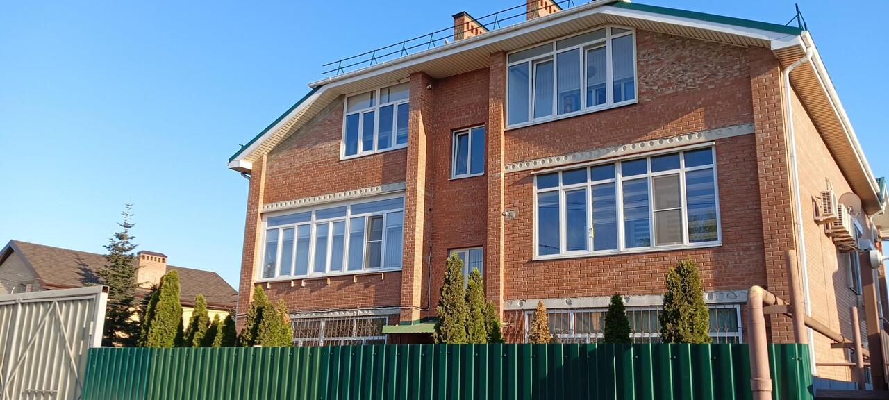 квартира г Ростов-на-Дону р-н Железнодорожный Нижнегниловской ул Кузнечная 138 фото 1