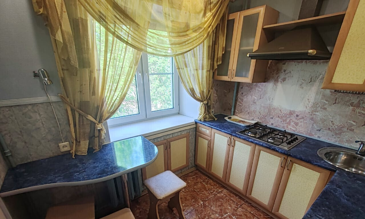 квартира р-н Рыбинский г Рыбинск пр-кт Ленина 180 фото 2