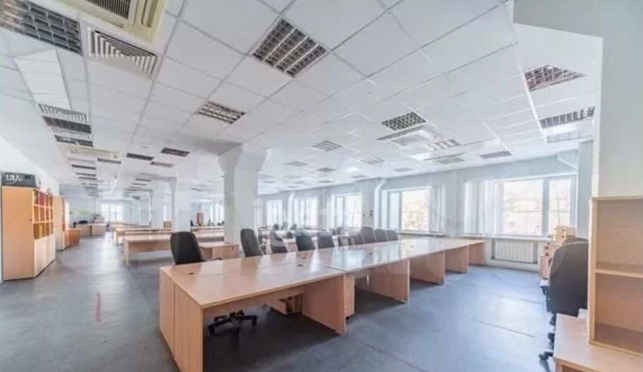 офис г Саратов р-н Ленинский ул им Ломоносова М.В. 1/1 фото 13