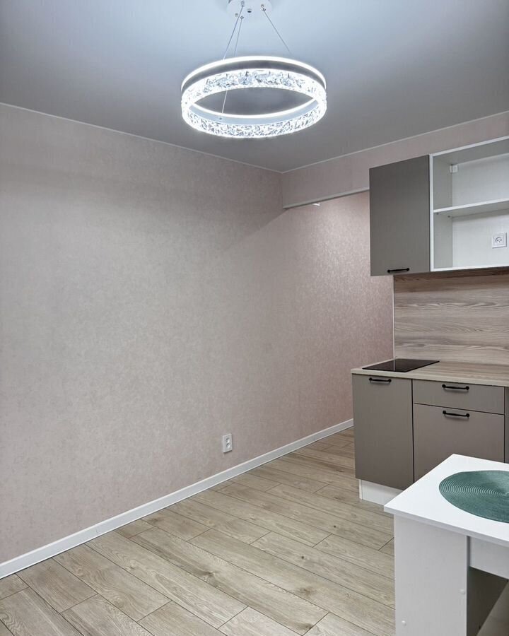 квартира г Великий Новгород Западный ул Кочетова 30 фото 4
