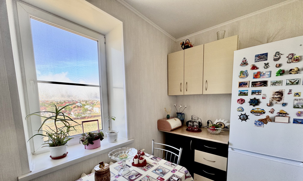 квартира г Астрахань р-н Трусовский ул Молдавская 100 фото 6