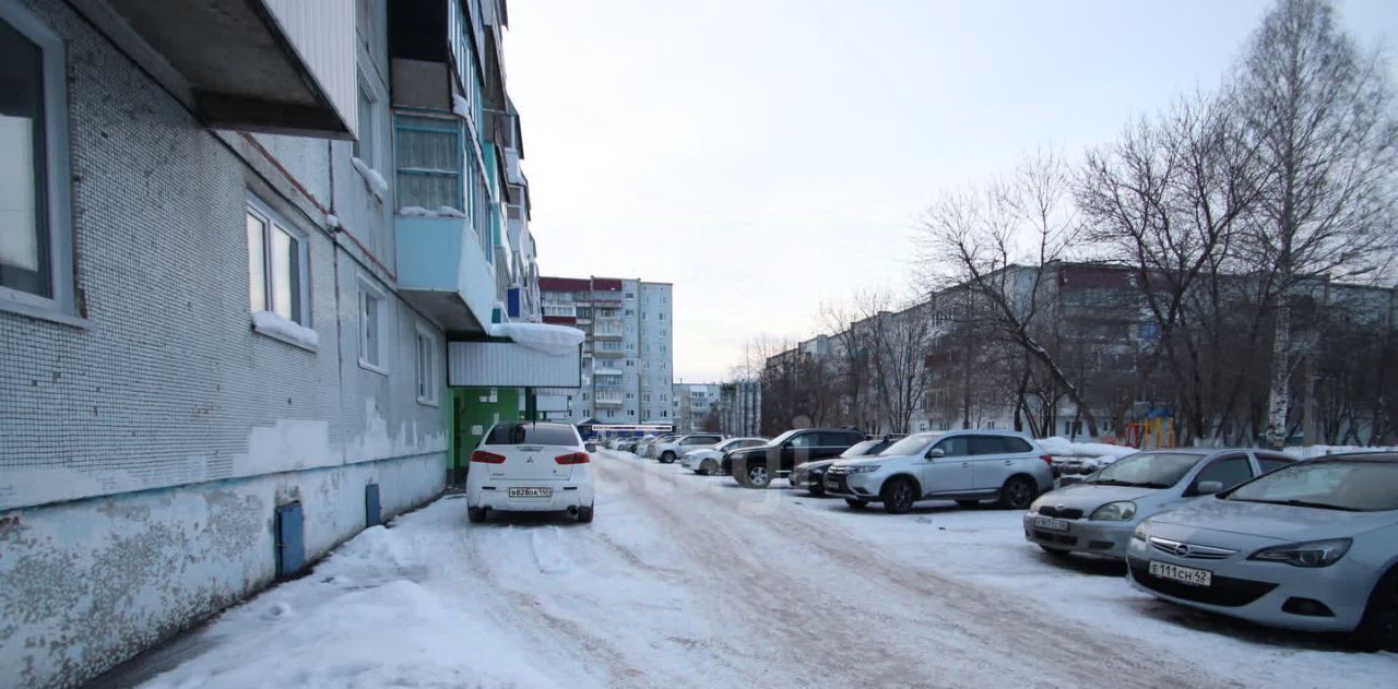 квартира г Прокопьевск р-н Рудничный ул Гайдара 38 фото 27