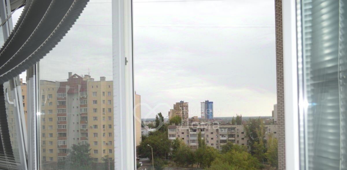 квартира г Волгоград р-н Центральный ул им. Дымченко 18б фото 19