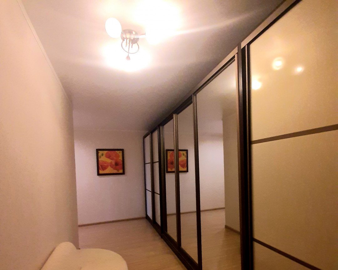 квартира г Саратов р-н Октябрьский ул им Чапаева В.И. 32/36 фото 4