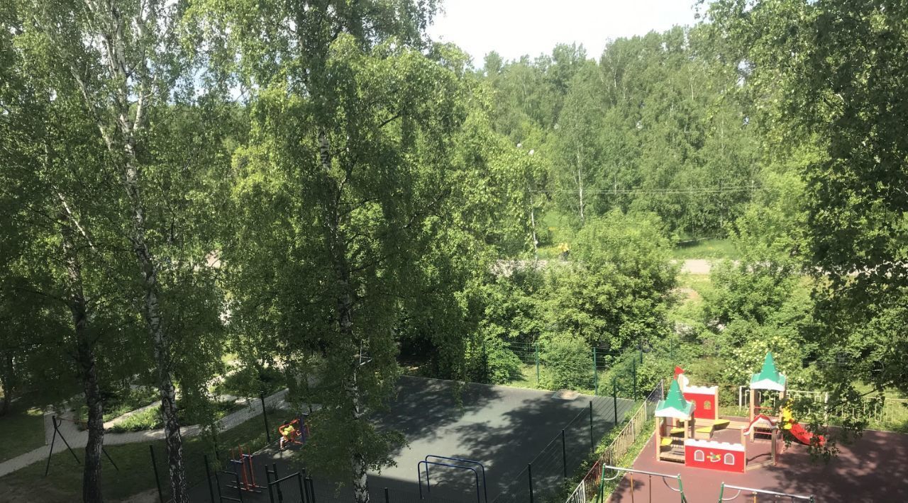 квартира г Новосибирск р-н Кировский ул Петухова 122 Площадь Маркса фото 14