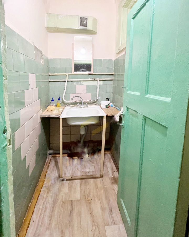 комната г Новокузнецк р-н Центральный пр-кт Строителей 45 Кемеровская обл. — Кузбасс фото 4