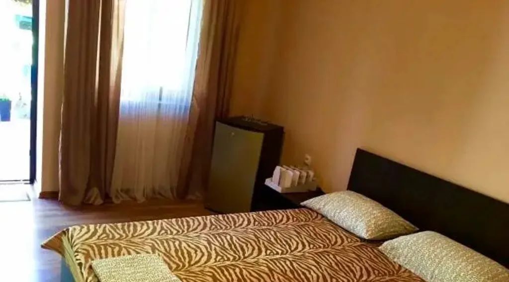 комната г Геленджик с Дивноморское ул Октябрьская 1 фото 1