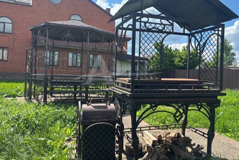 дом р-н Кировский г Новопавловск ул Белинского фото 2