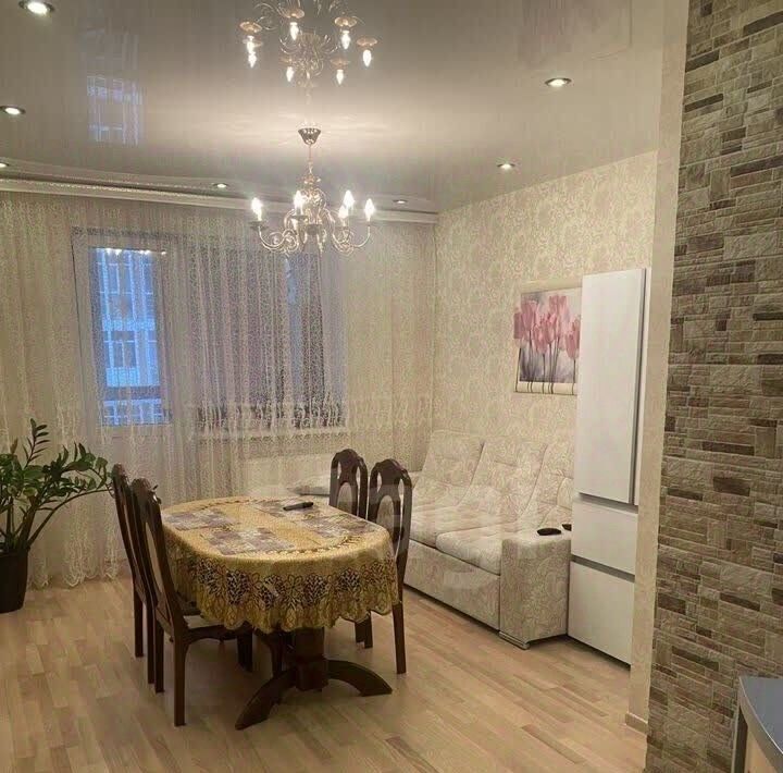 квартира г Сургут ул Университетская 11 20-й фото 5